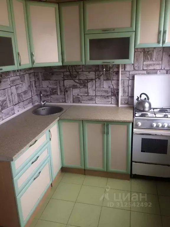 3-к кв. Крым, Керчь ул. Буденного, 15 (50.0 м) - Фото 0