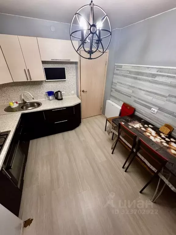 2-к кв. Вологодская область, Череповец ул. Раахе, 66 (50.0 м) - Фото 1