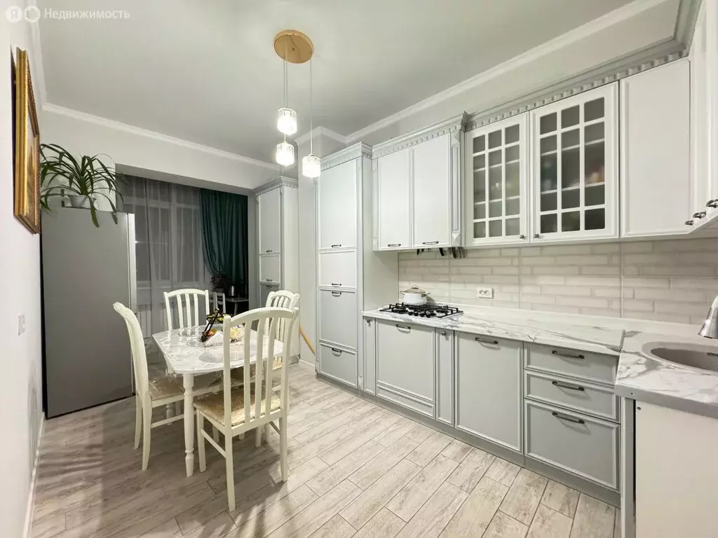 2-комнатная квартира: Нальчик, район Горная, Солнечная улица, 12к2 (60 ... - Фото 2