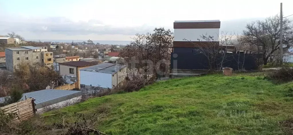 Участок в Крым, Феодосия ул. Щебетовская (10.0 сот.) - Фото 1