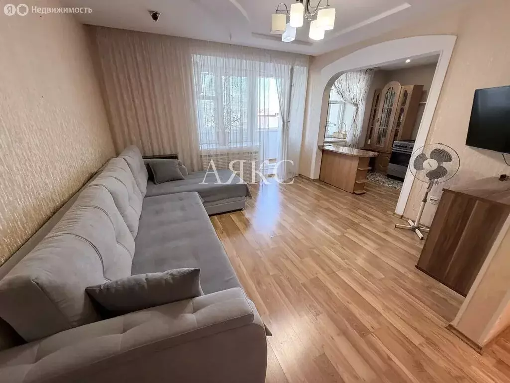 3-комнатная квартира: Ишимбай, Молодёжная улица, 8А (60.3 м) - Фото 1