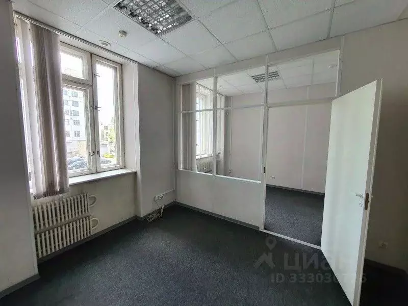 Офис в Санкт-Петербург пл. Конституции, 2 (26 м) - Фото 2
