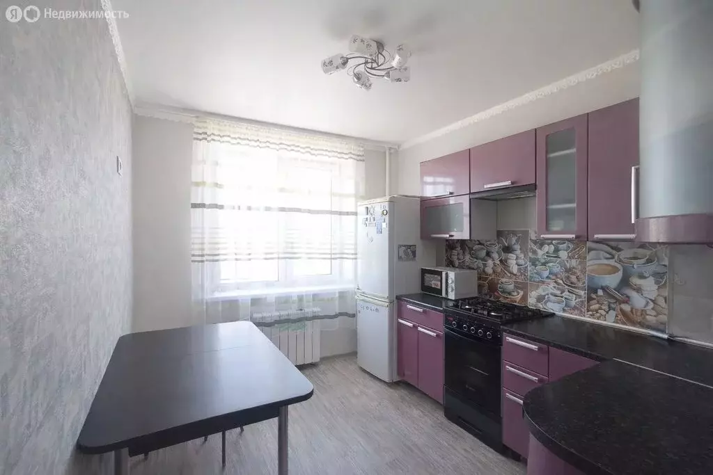 3-комнатная квартира: Кувандык, Комсомольская улица, 1 (61.3 м) - Фото 2