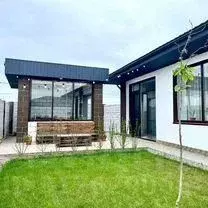 Дом в Крым, Сакский район, с. Уютное ул. Мира, 1 (144 м) - Фото 0