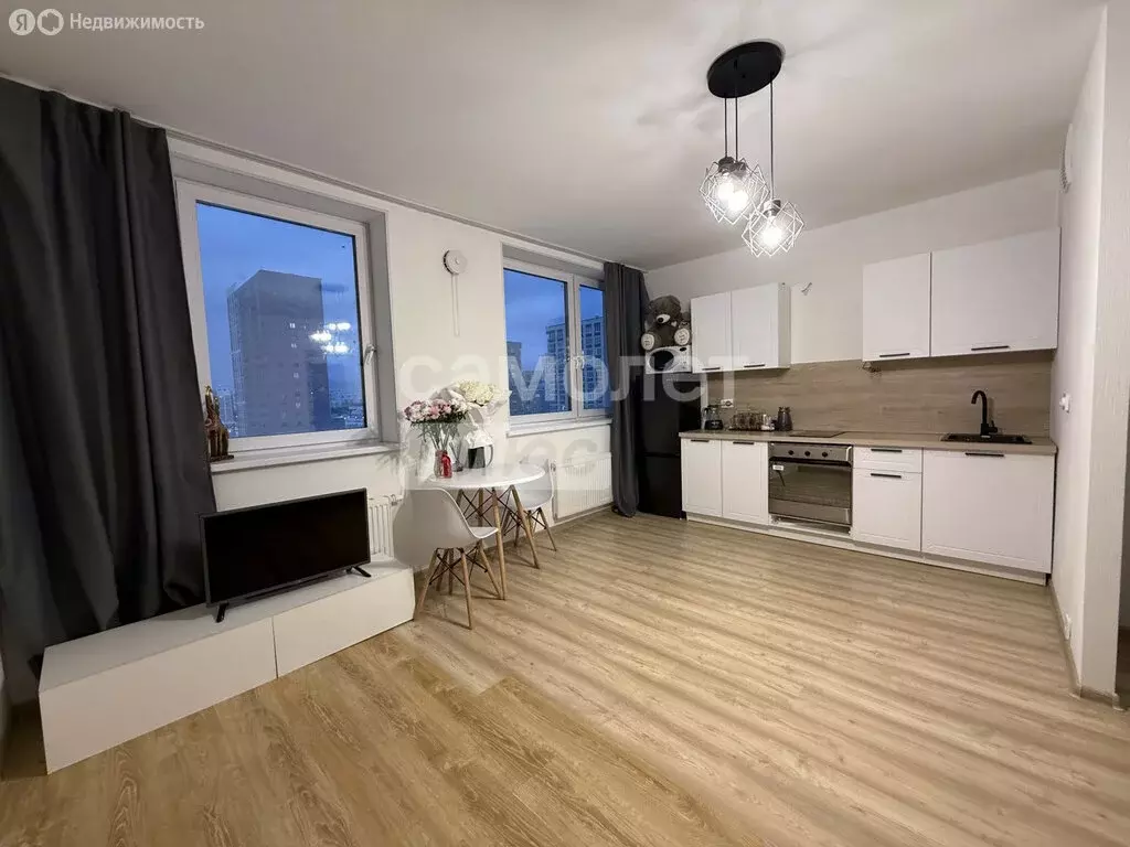 Квартира-студия: Екатеринбург, улица Рябинина, 49А (28 м) - Фото 2