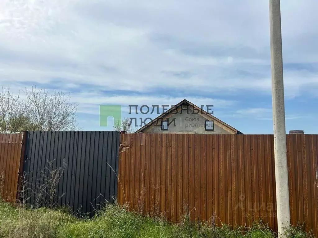 Дом в Астраханская область, Приволжский район, с. Кулаковка Заречная ... - Фото 1