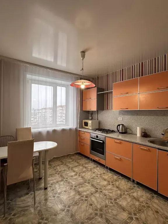 2-к кв. Пермский край, Пермь просп. Декабристов, 33 (54.0 м) - Фото 1