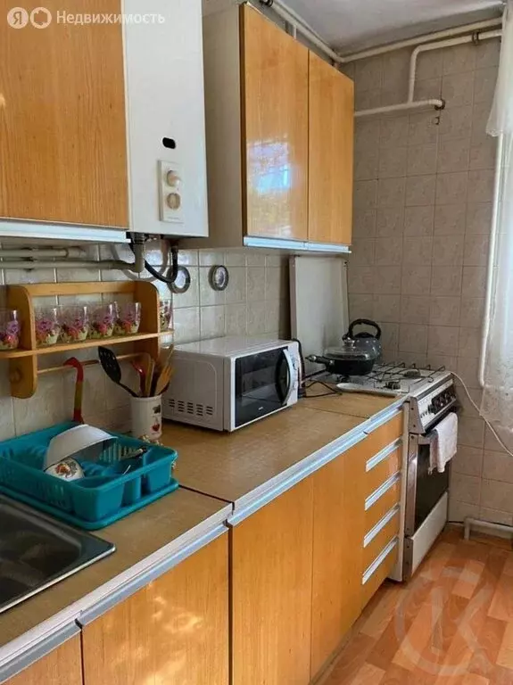 3-комнатная квартира: Евпатория, Эскадронная улица, 11 (67.6 м) - Фото 1