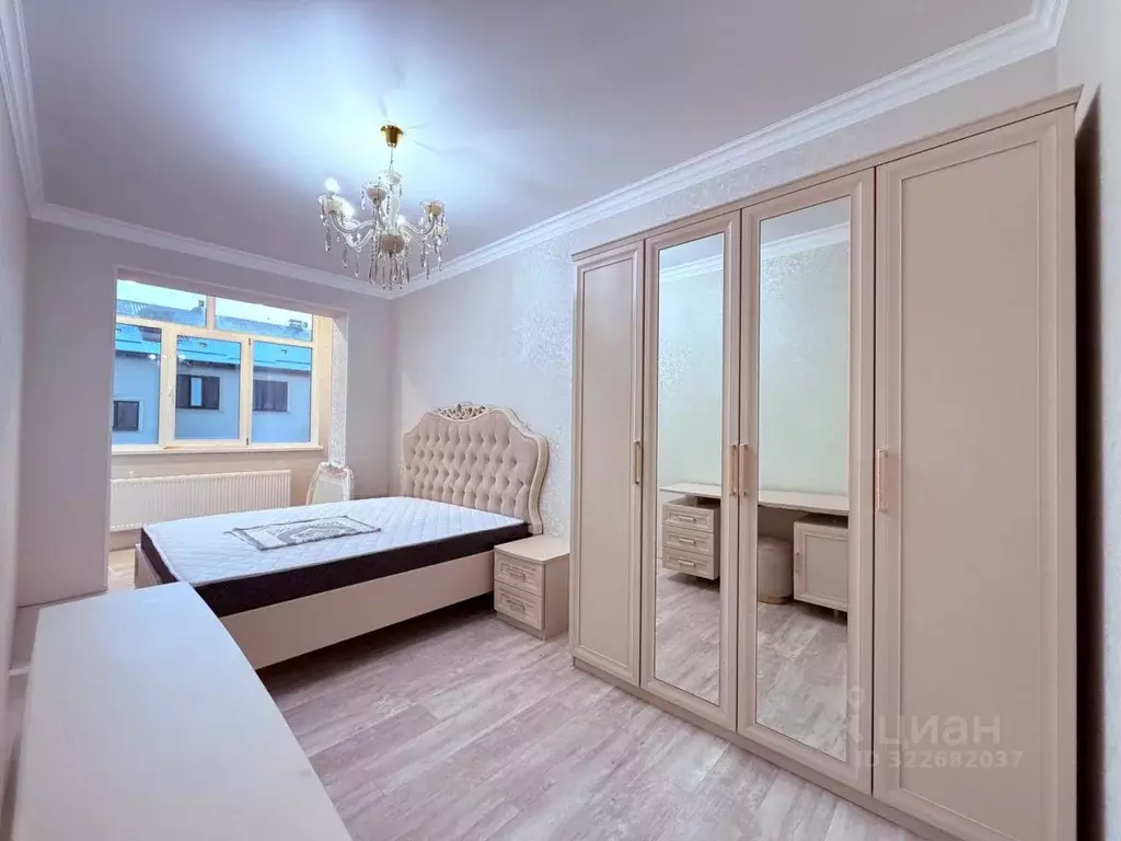 2-к кв. Кабардино-Балкария, Нальчик ул. Солнечная (66.0 м) - Фото 1