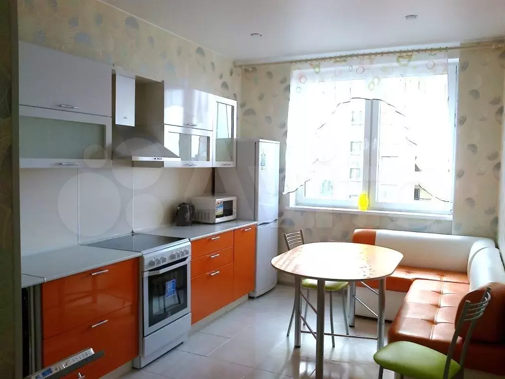 1-к. квартира, 50 м, 9/16 эт. - Фото 1