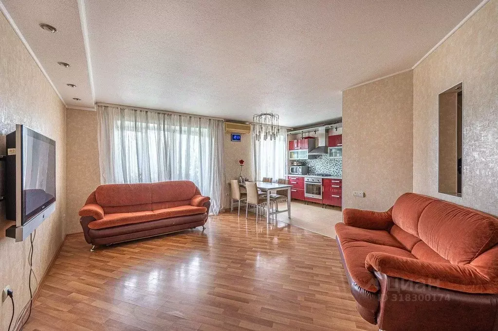 4-к кв. Свердловская область, Екатеринбург ул. Минометчиков, 56 (76.1 ... - Фото 0