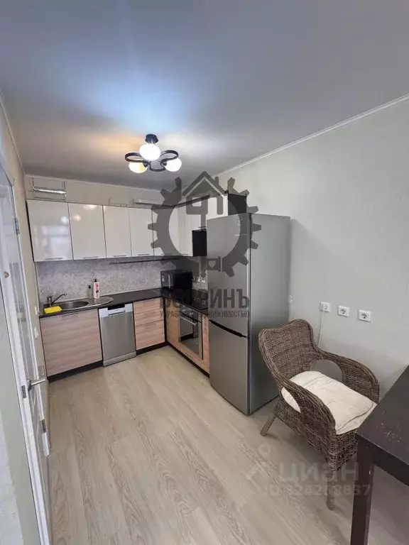 1-к кв. Свердловская область, Екатеринбург ул. Ильича, 42А (43.1 м) - Фото 1