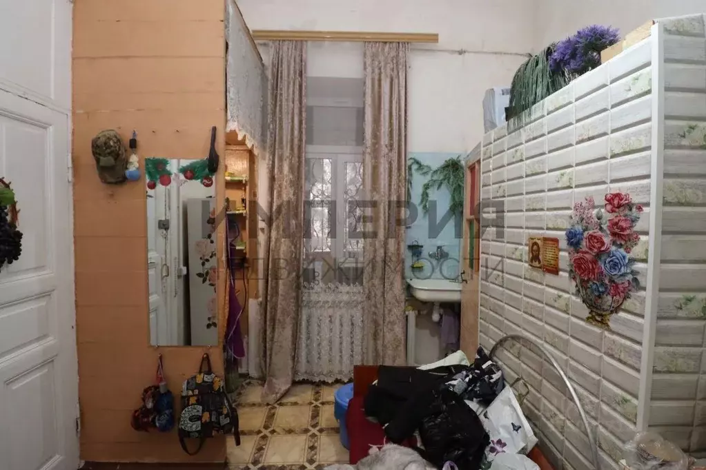 2-к кв. Крым, Симферополь ул. Пролетарская, 2/17 (33.4 м) - Фото 2