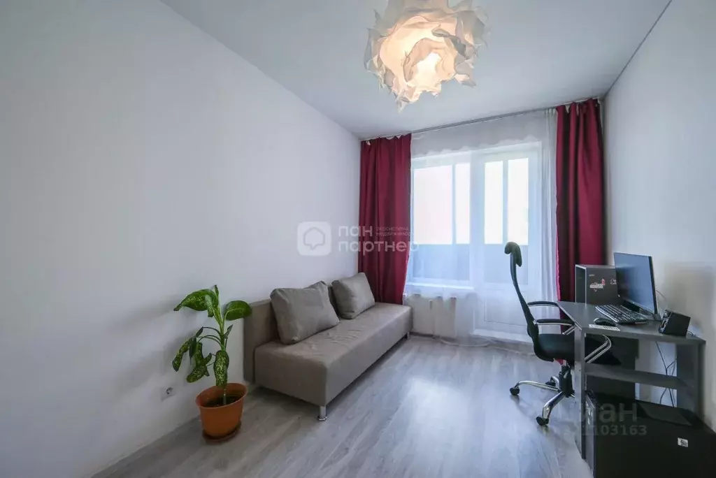 1-к кв. Ленинградская область, Гатчина ул. Чехова, 43к1 (35.7 м) - Фото 1