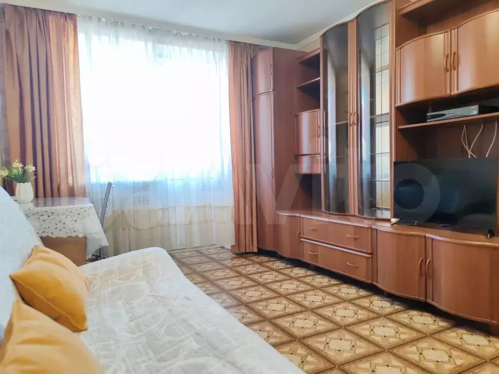 Комната 36 м в 1-к., 8/14 эт. - Фото 1