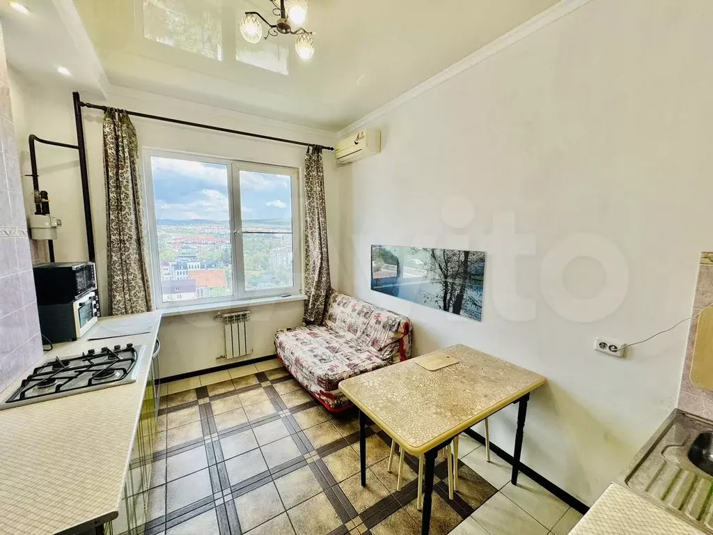 1-к. квартира, 42,1 м, 7/12 эт. - Фото 0