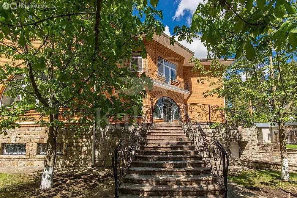 Дом в Николина Гора, КП Никологорское, улица Лесное Кольцо (1000 м) - Фото 1