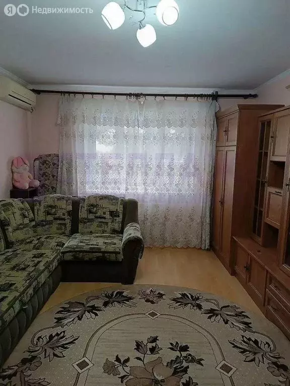 2-комнатная квартира: Феодосия, улица Челнокова, 96 (52.2 м) - Фото 2