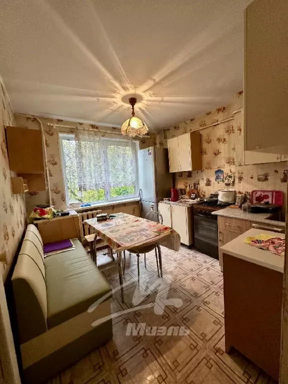 Продается 2-комнатная квартира - Фото 1