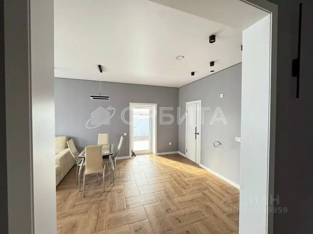 Дом в Тюменская область, Тюменский муниципальный округ, Онегин кп  ... - Фото 2