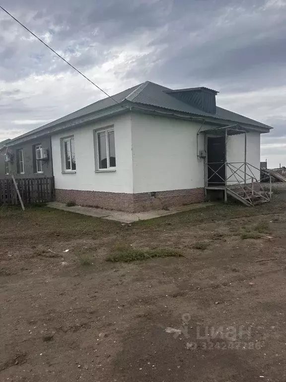 Дом в Астраханская область, Володарский район, с. Новинка  (44 м) - Фото 1