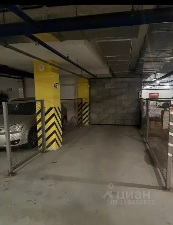 Гараж в Свердловская область, Екатеринбург ул. Вильгельма де Геннина, ... - Фото 1