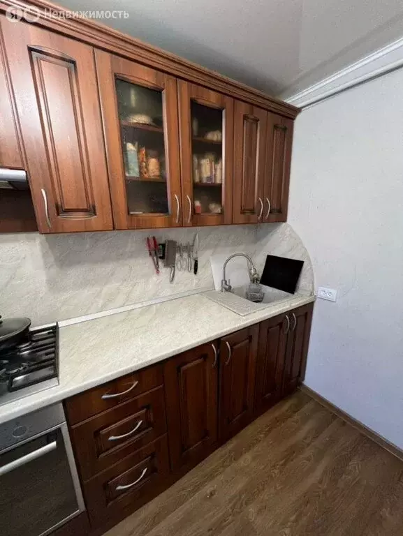3-комнатная квартира: Губкин, проспект Горняков, 12 (58 м) - Фото 1