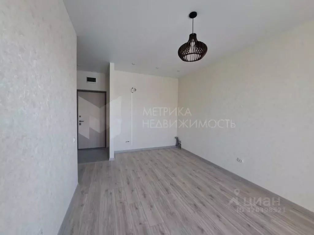 1-к кв. Тюменская область, Тюмень ул. Краснооктябрьская, 4Ак2 (35.0 м) - Фото 1