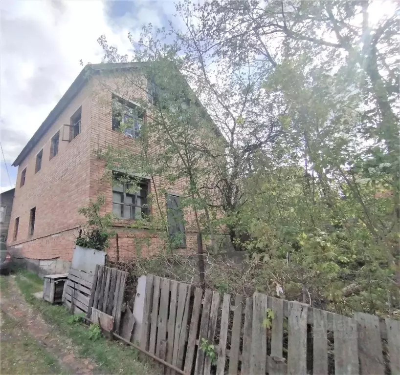 Дом в Ульяновская область, Ульяновск ул. Соловьева (70 м) - Фото 1