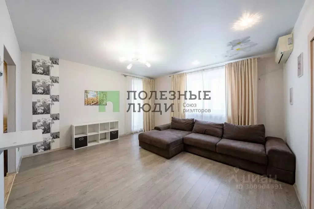 3-к кв. Хабаровский край, Хабаровск ул. Шеронова, 6 (89.8 м) - Фото 0