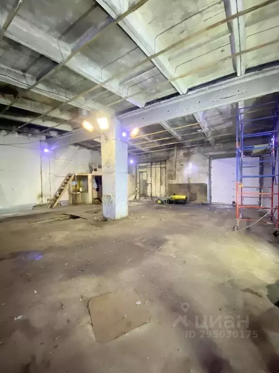 Помещение свободного назначения в Мурманская область, Мурманск ул. ... - Фото 2