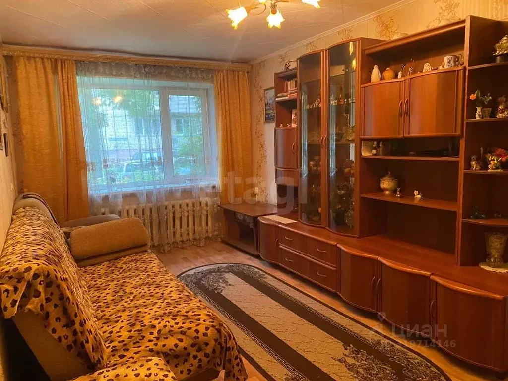 2-к кв. Приморский край, Артем ул. Фрунзе, 50 (44.2 м) - Фото 0