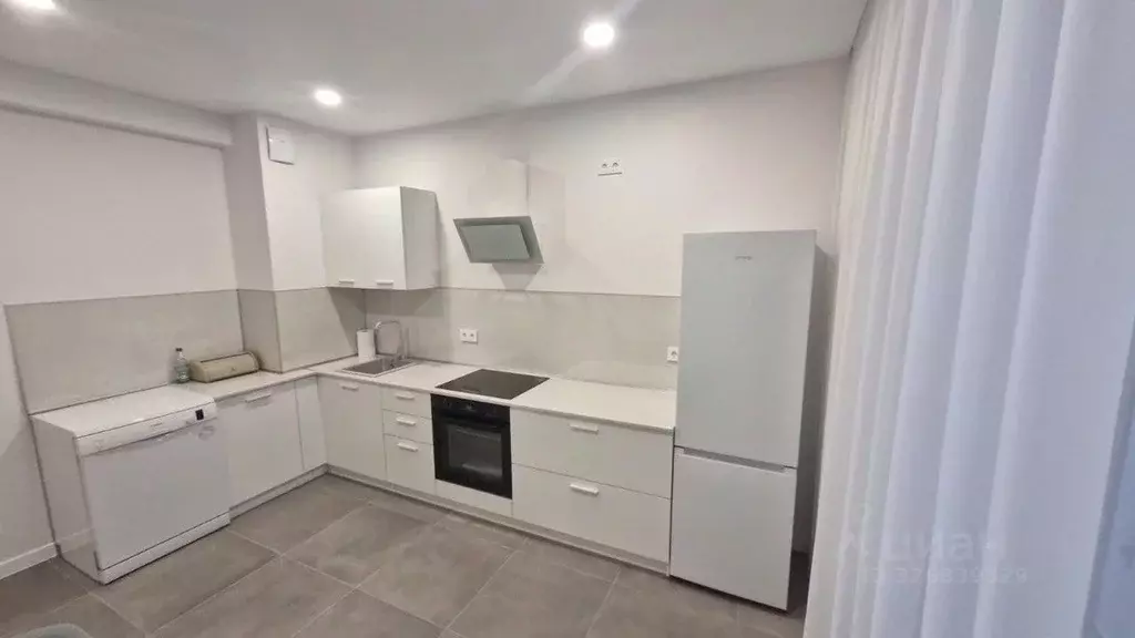 1-к кв. Ульяновская область, Ульяновск ул. Еремецкого, 10 (50.0 м) - Фото 1