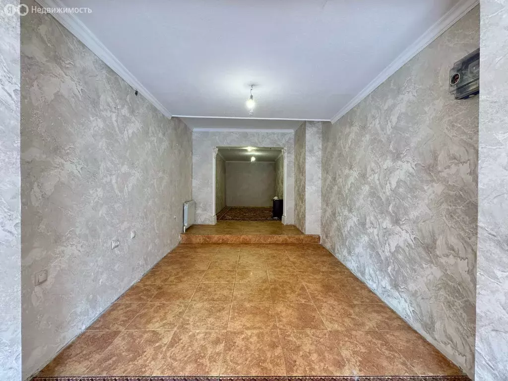 3-комнатная квартира: Баксан, улица Угнич, 15 (65.6 м) - Фото 0