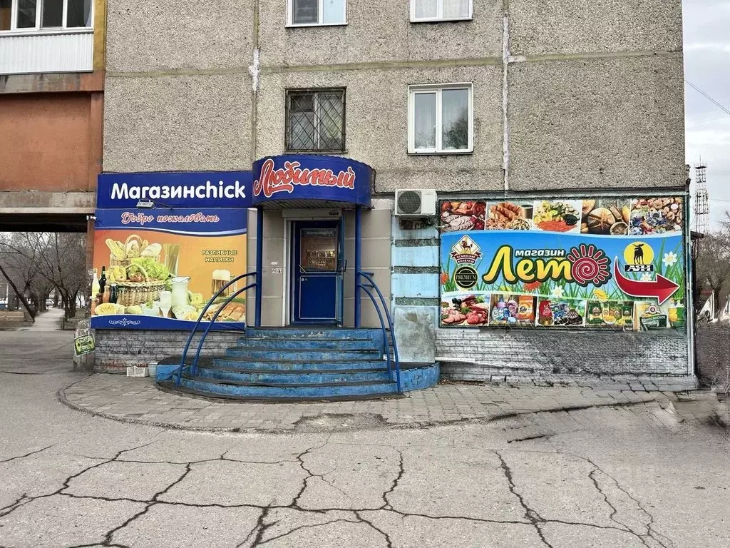 Торговая площадь в Хакасия, Абакан ул. Комарова, 2 (47 м) - Фото 1