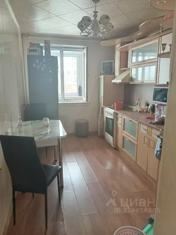 3-к кв. Челябинская область, Челябинск Новороссийская ул., 142 (70.1 ... - Фото 0