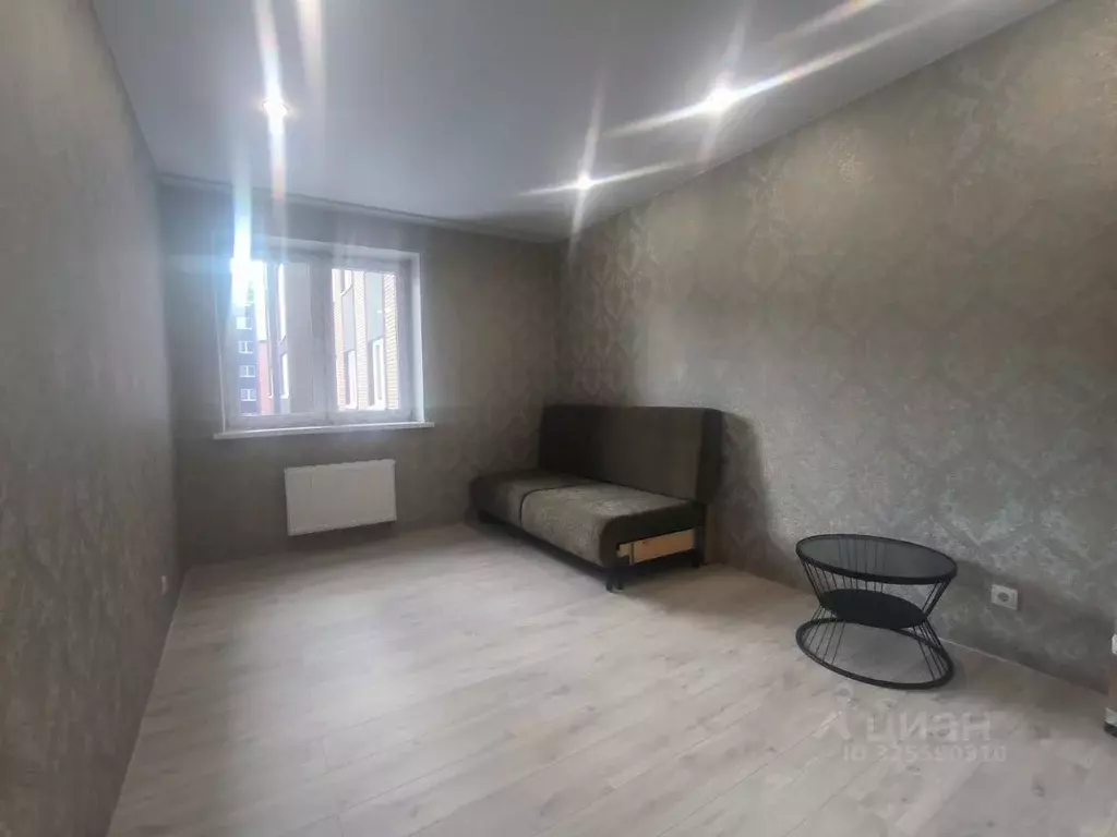 1-к кв. Калининградская область, Калининград бул. Борисовский, 17 ... - Фото 1