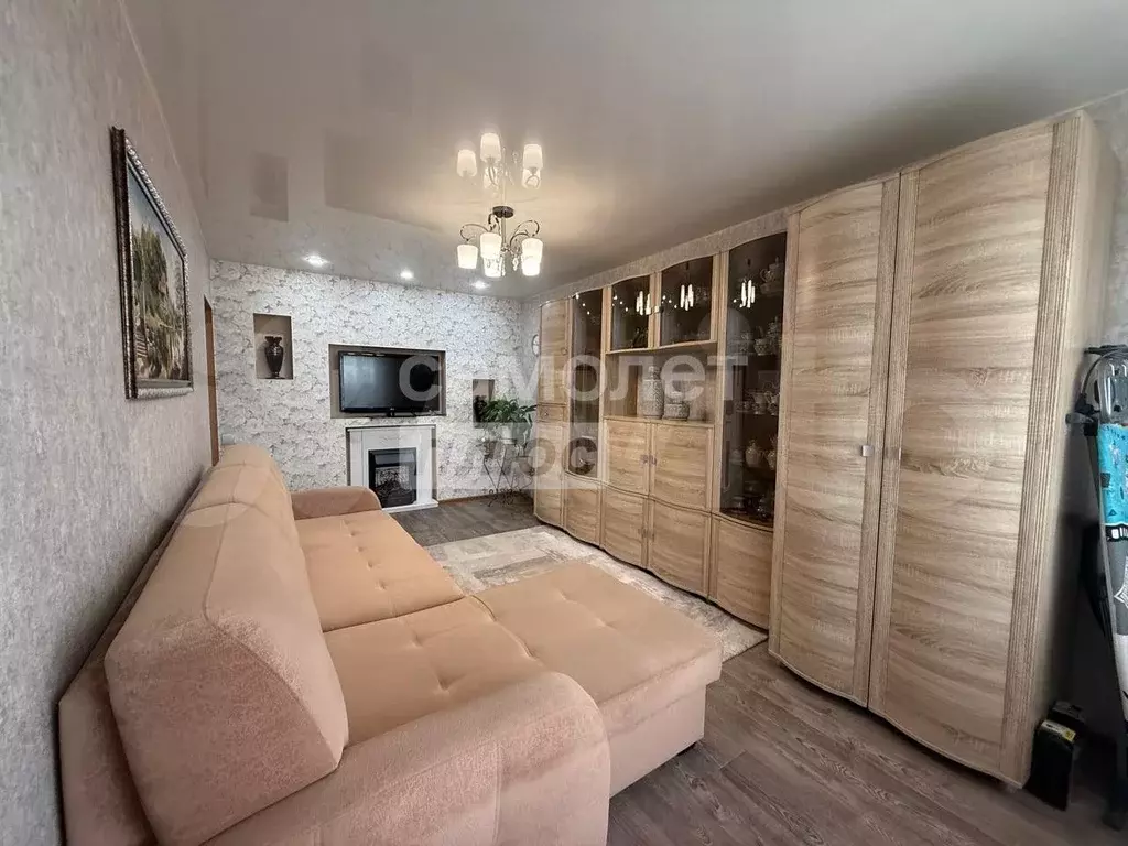 2-к. квартира, 45 м, 5/5 эт. - Фото 1