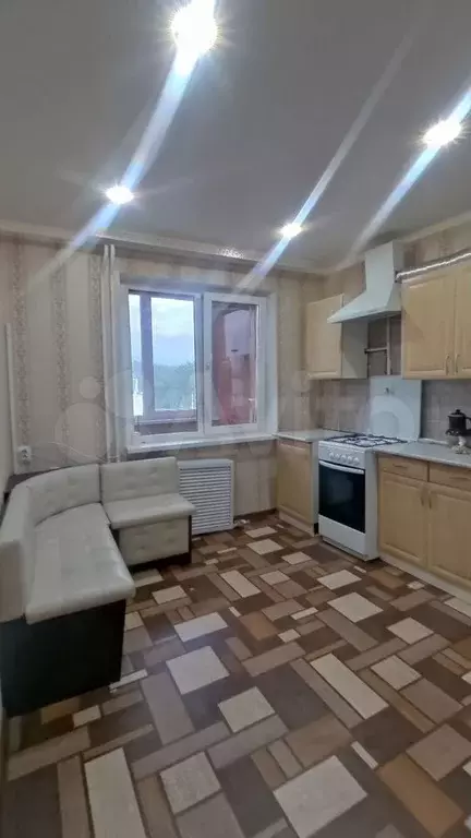 1-к. квартира, 36 м, 4/9 эт. - Фото 0
