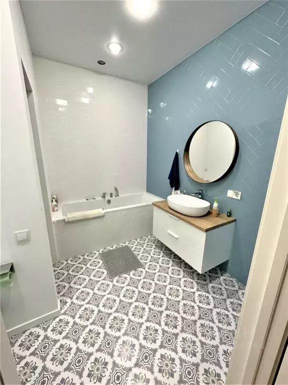 Дом в Крым, Симферопольский район, с. Мирное пер. Интернациональный, ... - Фото 1