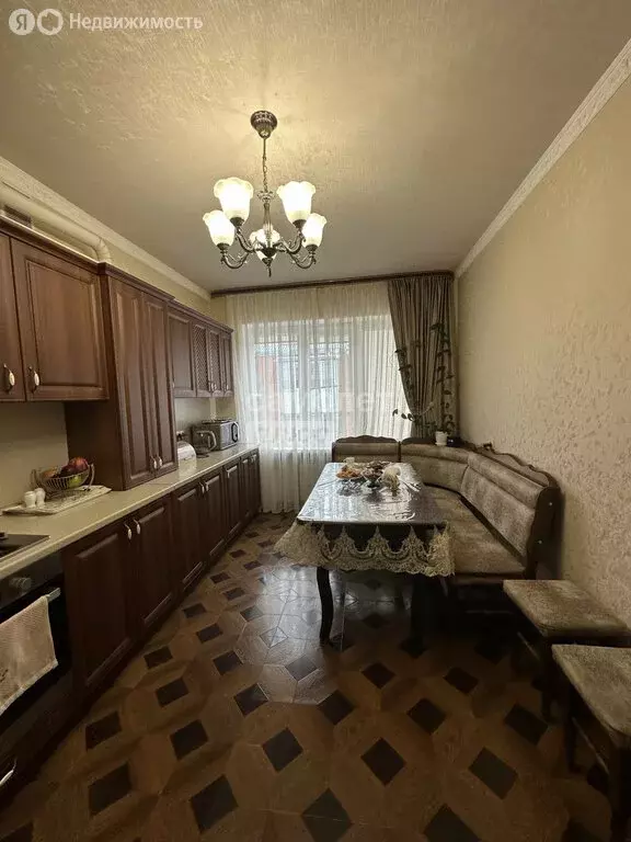 3-комнатная квартира: станица Ессентукская, улица Гагарина, 5 (95.6 м) - Фото 1