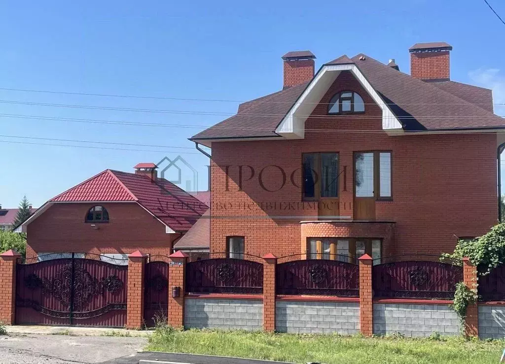 Дом в Белгородская область, Новый Оскол ул. Успенская (386 м) - Фото 0