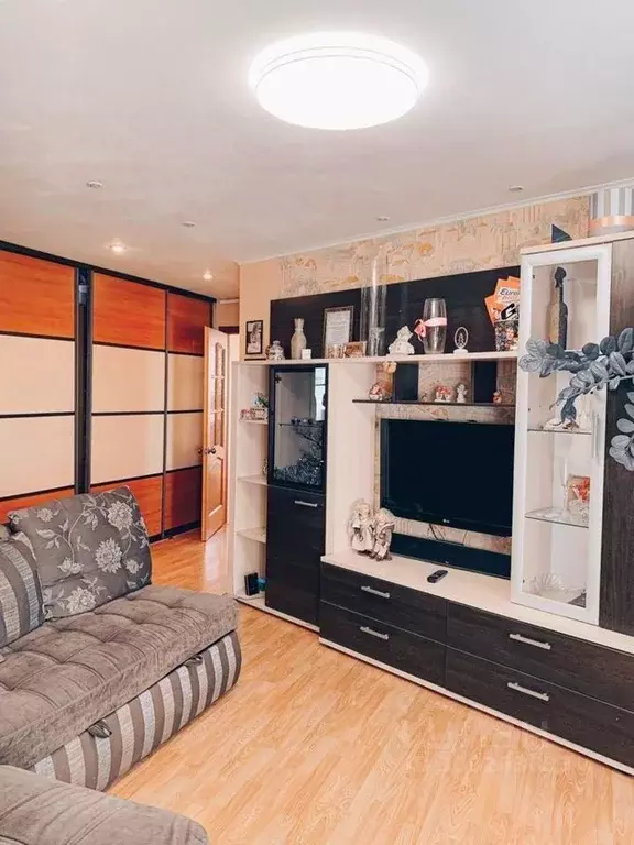 4-к кв. Челябинская область, Миасс ул. Романенко, 73 (64.0 м) - Фото 1