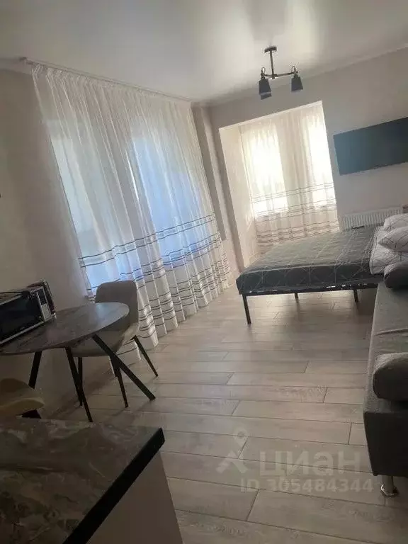 Студия Оренбургская область, Оренбург ул. Терешковой, 23 (30.0 м) - Фото 1