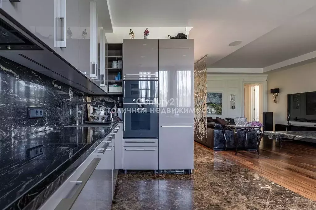 4-к кв. Москва ул. Кутузова, 11К4 (187.5 м) - Фото 1