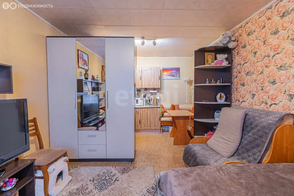 1к в 4-комнатной квартире (16.7 м) - Фото 1