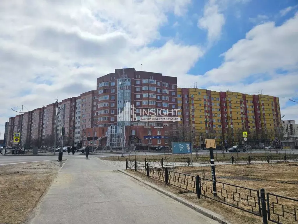 Офис в Ямало-Ненецкий АО, Новый Уренгой Дружба мкр, 2/2 (93 м) - Фото 0