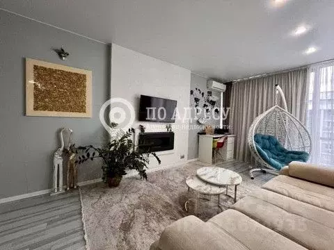 Студия Саратовская область, Энгельс ул. Тельмана, 25 (70.0 м) - Фото 1