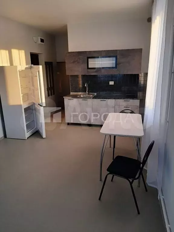 1-к. квартира, 28 м, 1/3 эт. - Фото 1