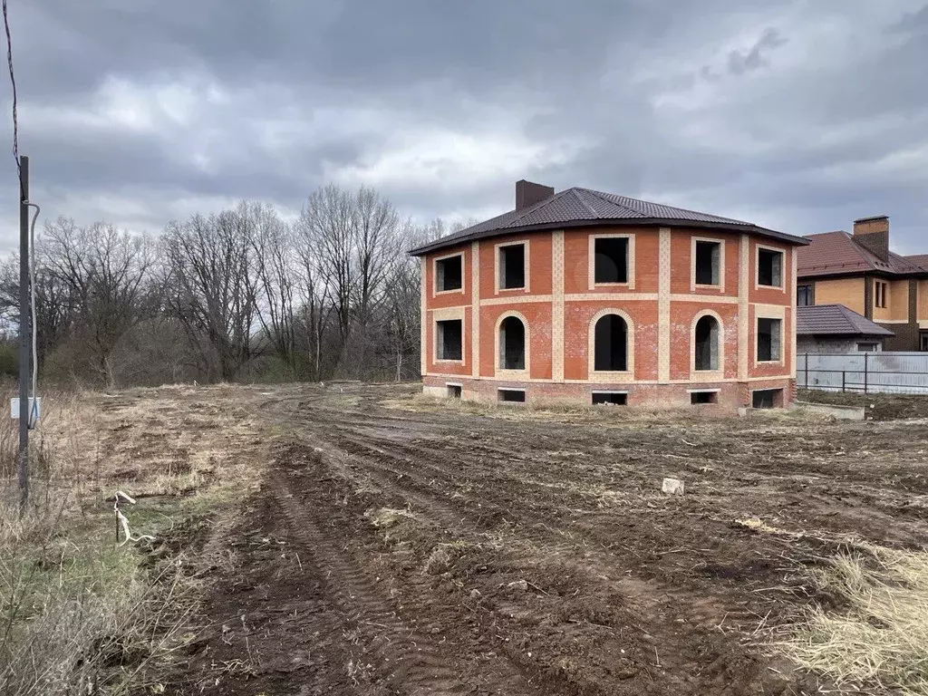 Дом 449 м на участке 8,4 сот. - Фото 1